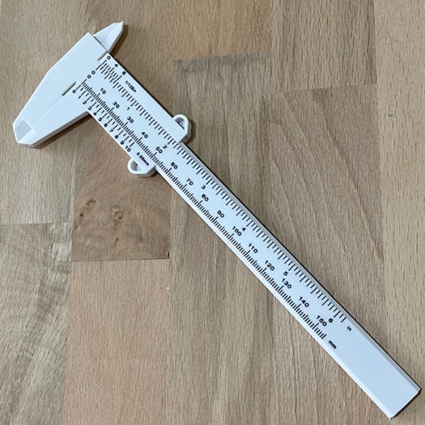 کولیس پلاستیکی 15 سانتیمتری